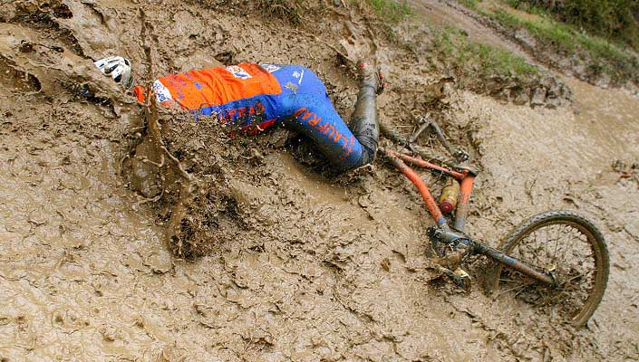 WET WEATHER RIDING TIPS FOR MOUNTAIN BIKERS