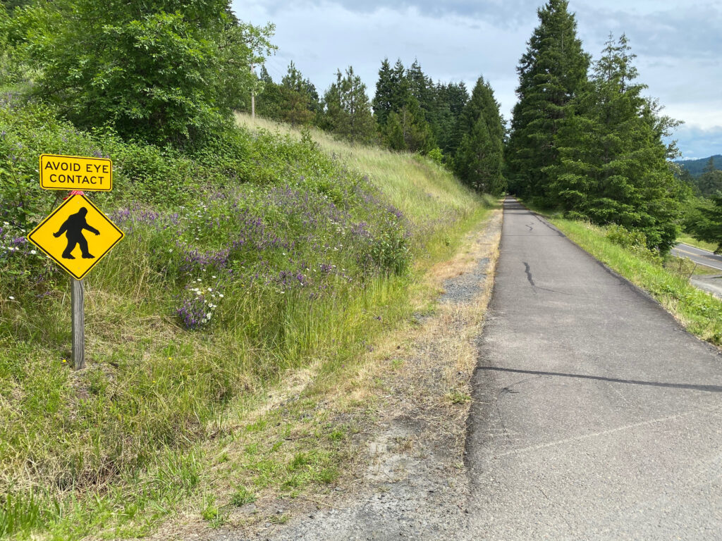 Oregon Bike Path Safety Message