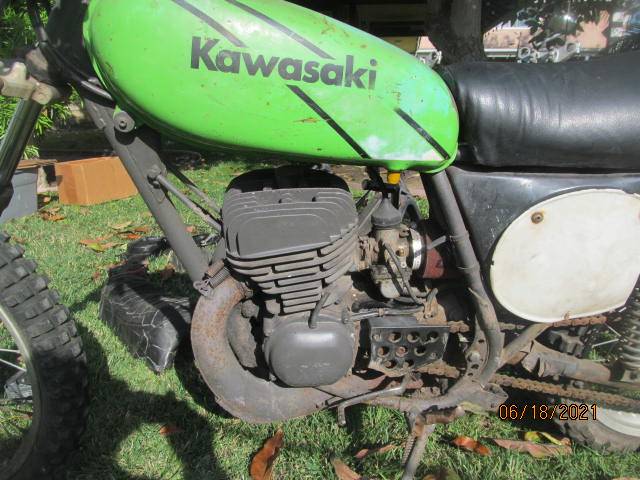 Kawasaki KX250 MX With Tons Of Spares Needs Some Love