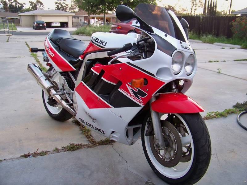 Suzuki GSX’er Was Owned By Elvis Presley Or is Astronomically Overpriced